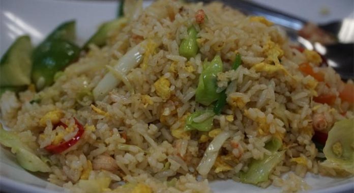 Riso alla cantonese (ricetta vegetariana) - Galline ...