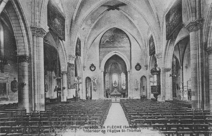 Cartolina dell'interno della Chiesa di Saint Thomas a La Flèche